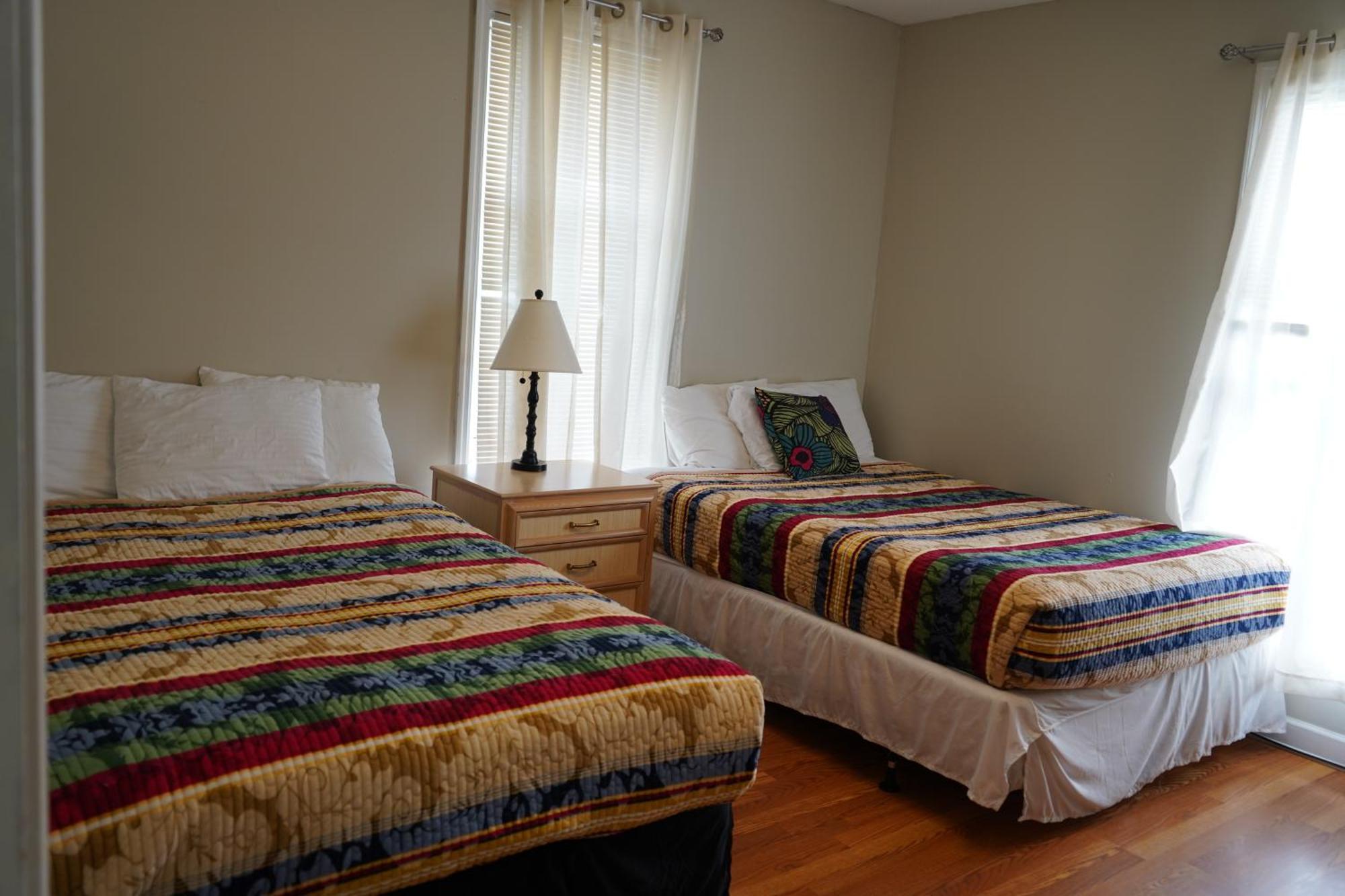 Chic Midtown 6br Main House And 3br