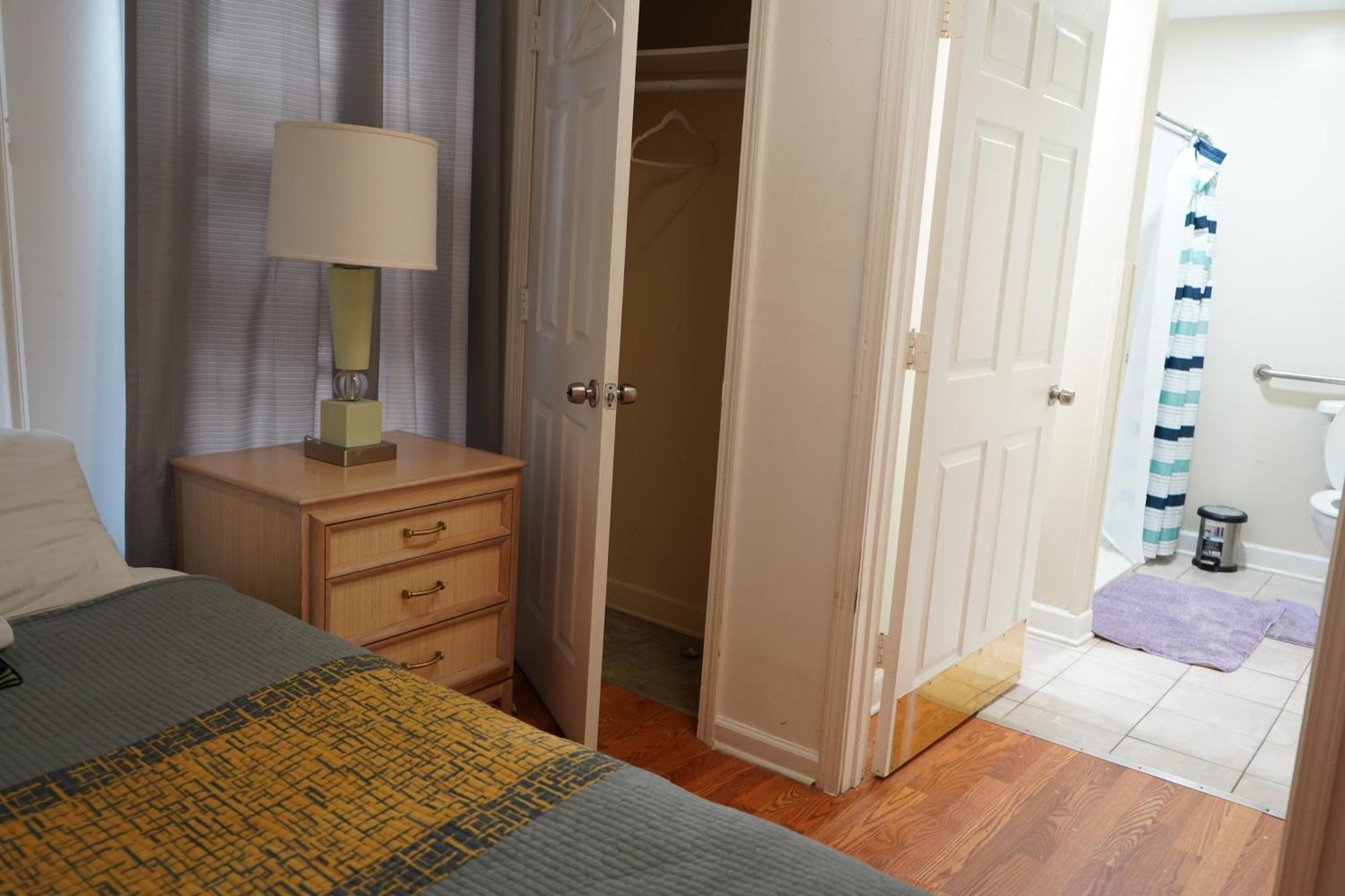 Chic Midtown 6br Main House And 3br Holiday home *
