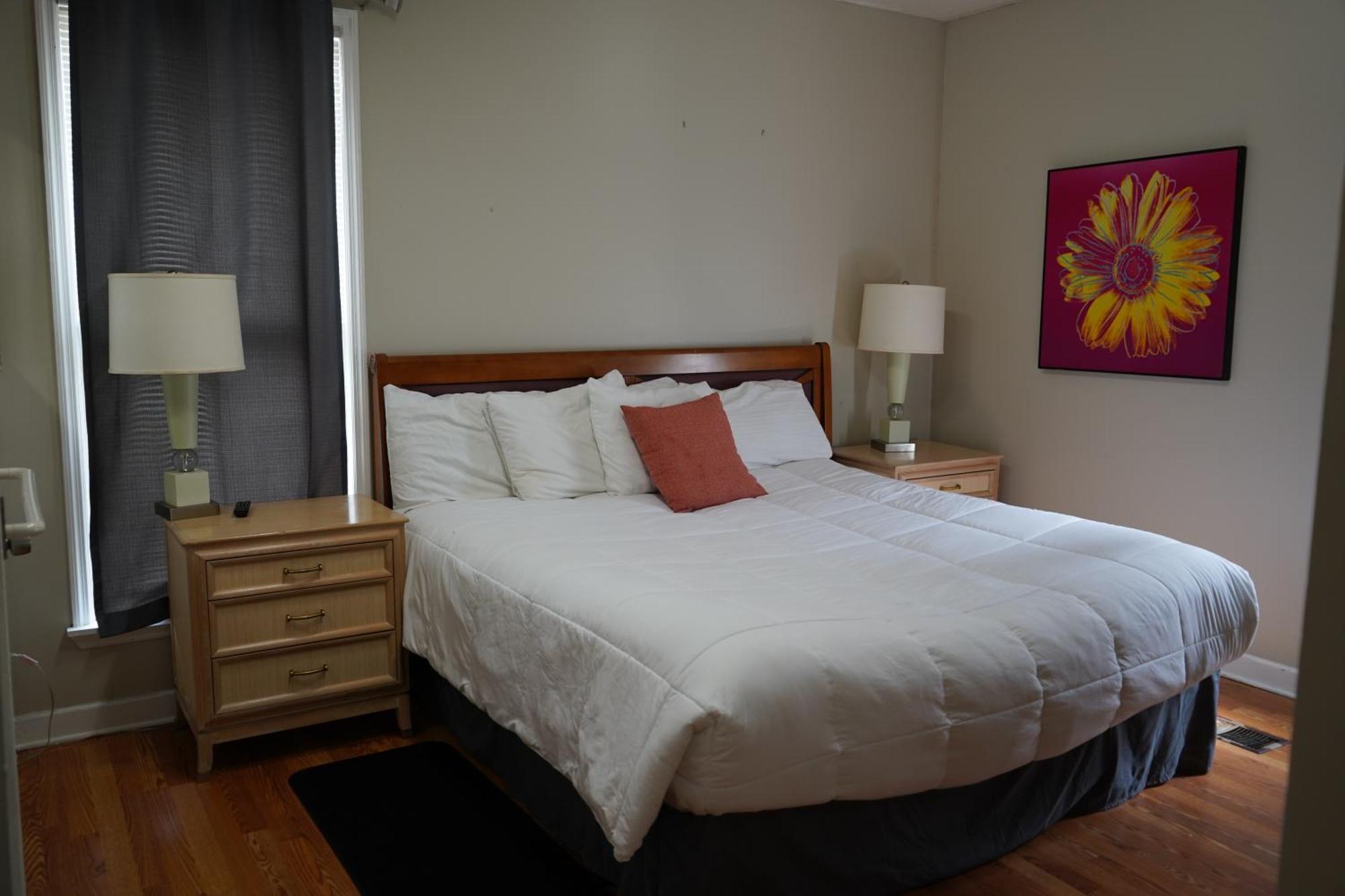 Holiday home Chic Midtown 6br Main House And 3br Memphis